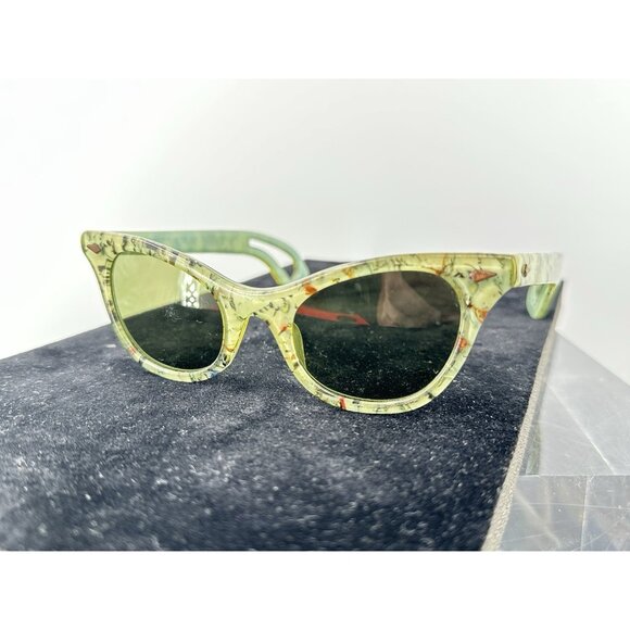 1950’s Green Translucent Cat Eye Sunglasses (C8-03) main image 13